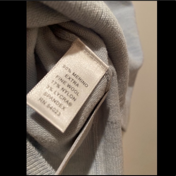 NWT Banana Republic S/L sky blue wool sweater, S. - Picture 5 of 5